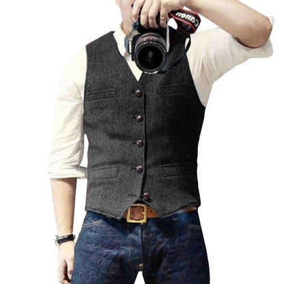 Oliver™ Essential Chic Vest